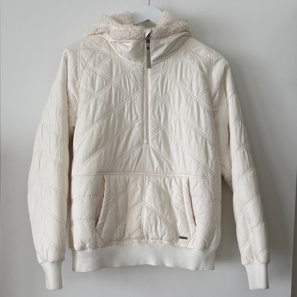 Gorgeous Cream Pullover Winter Coat by Prana